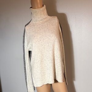 Athleta Transit Color Block Oversized Turtleneck Sweater XS Wool Blend
